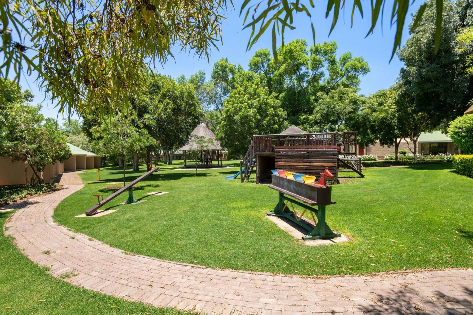 Protea Hotel By Marriott Polokwane Ranch Resort Eksteriør billede