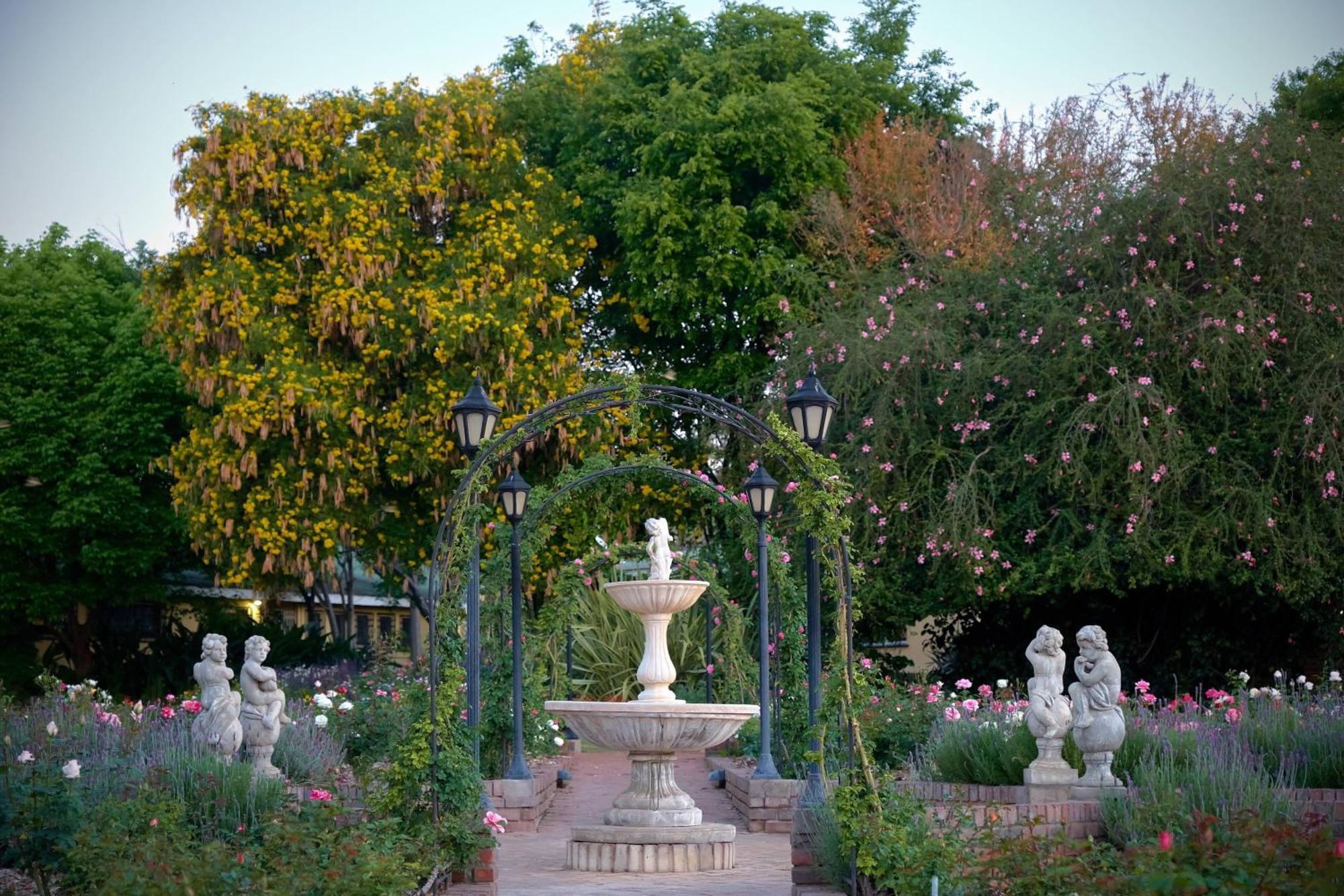 Protea Hotel By Marriott Polokwane Ranch Resort Eksteriør billede